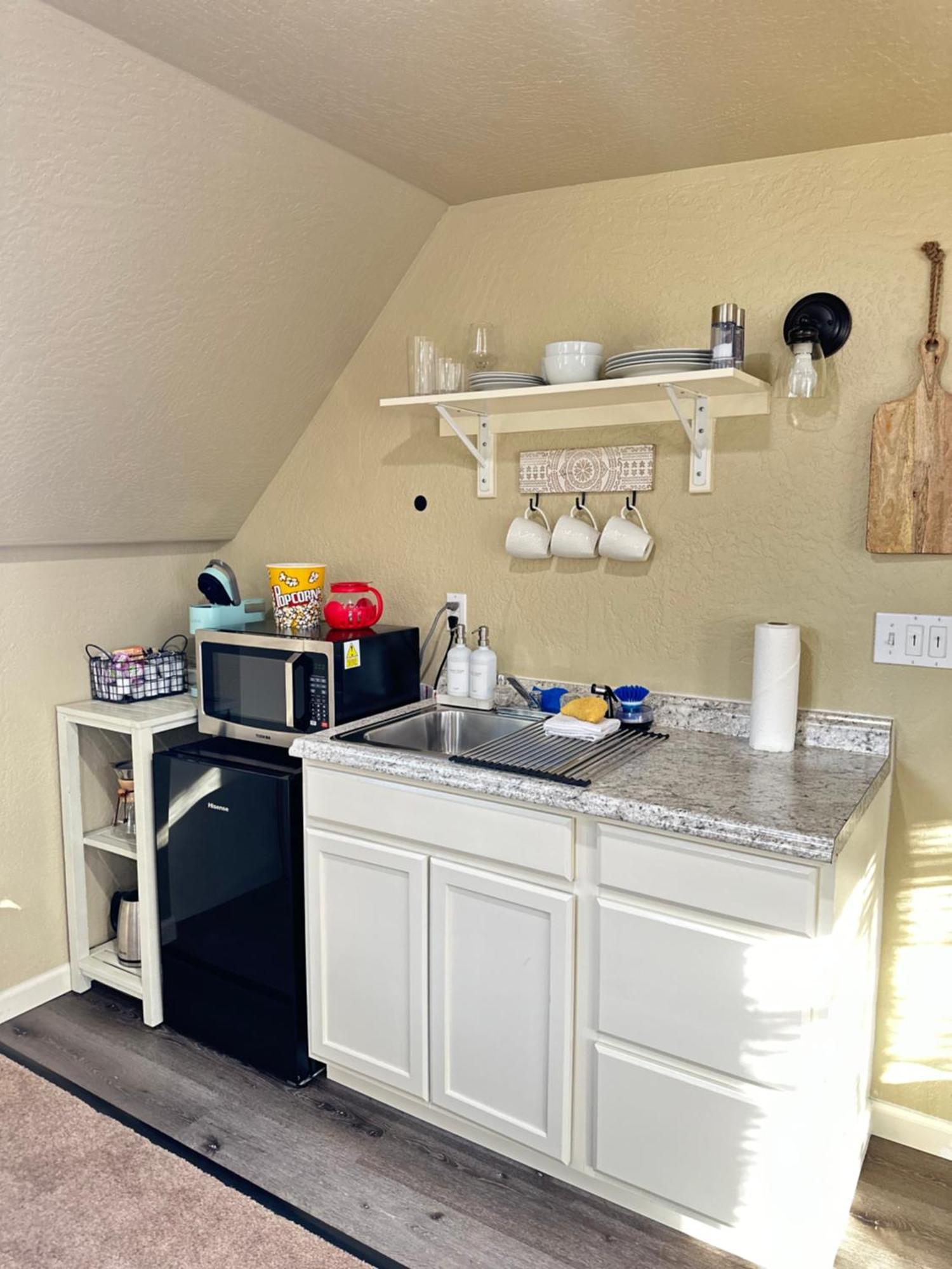 Near Downtown- Kitchen-Washerdryer-Parking Medford Esterno foto